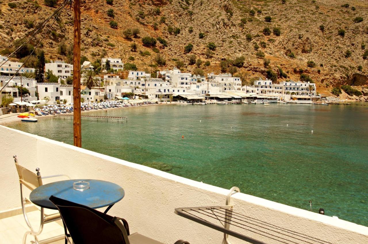 Αnna Hotell Loutro Exteriör bild